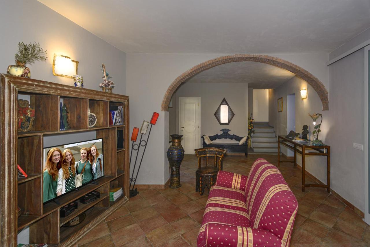 Villa Agnolaccio Residenza D'Epoca ピストイア エクステリア 写真